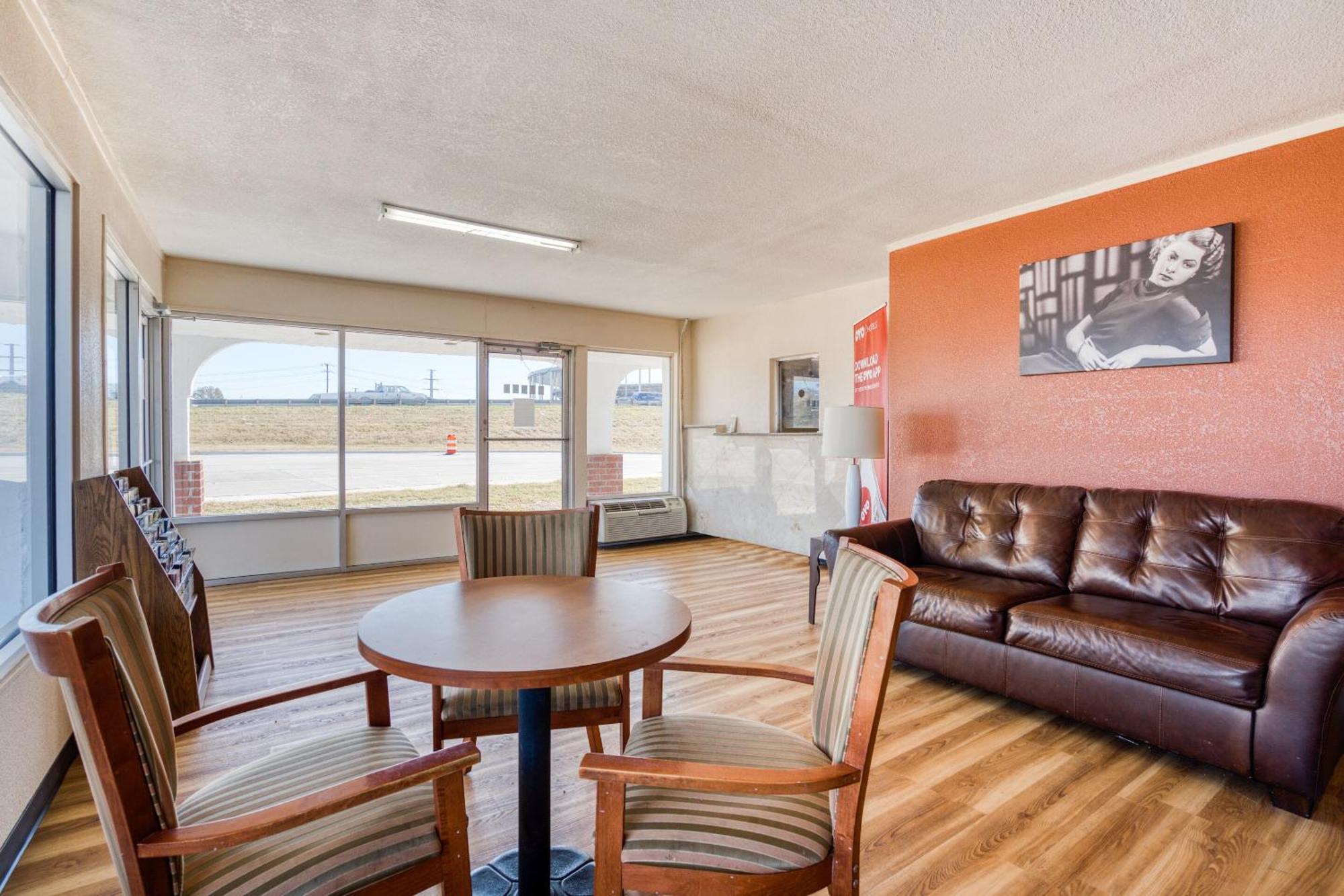 Oyo Hotel Waco University Area I-35 מראה חיצוני תמונה