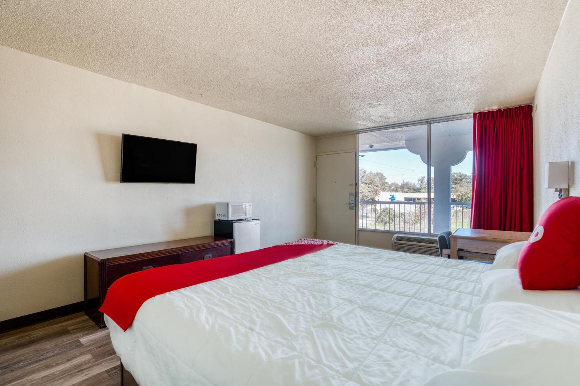 Oyo Hotel Waco University Area I-35 מראה חיצוני תמונה