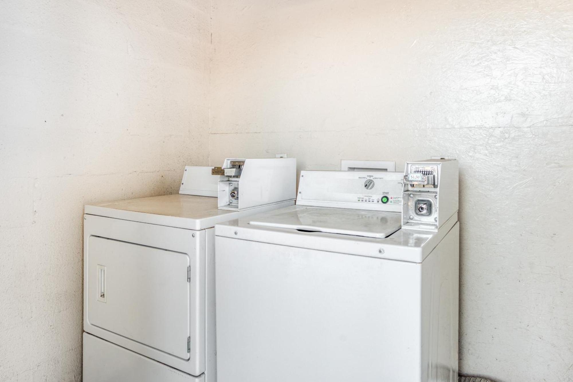 Oyo Hotel Waco University Area I-35 מראה חיצוני תמונה