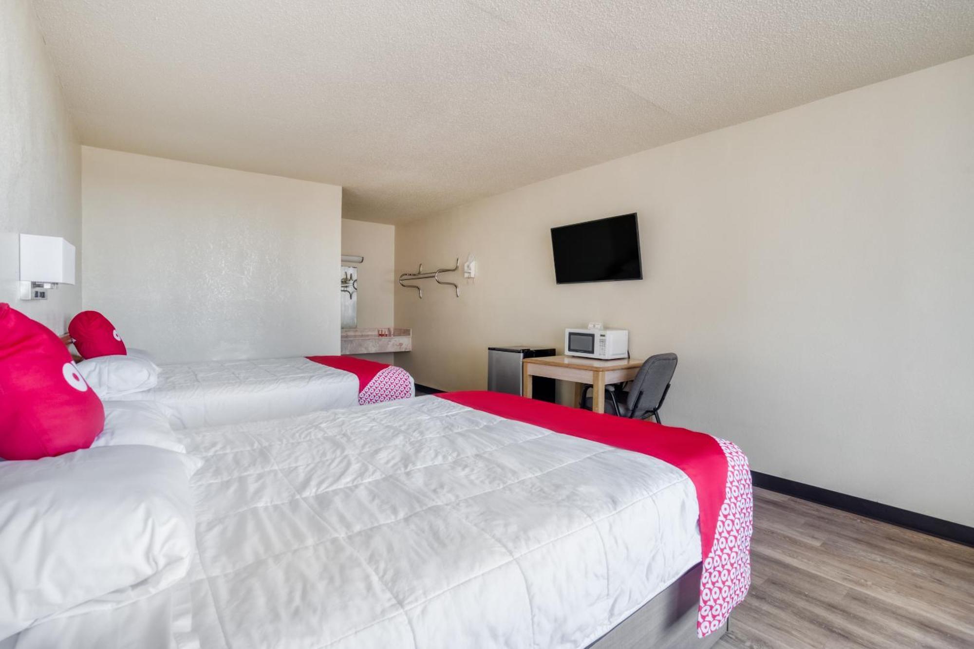 Oyo Hotel Waco University Area I-35 מראה חיצוני תמונה