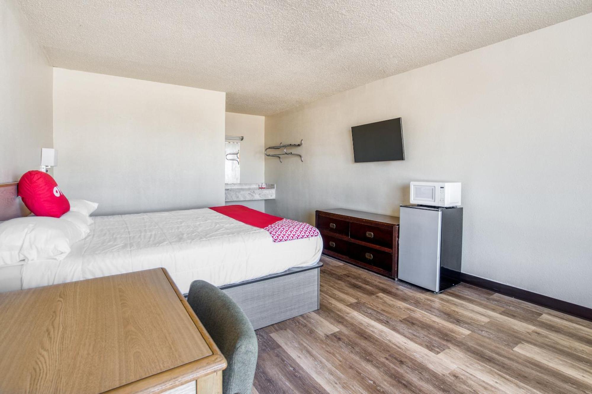 Oyo Hotel Waco University Area I-35 מראה חיצוני תמונה