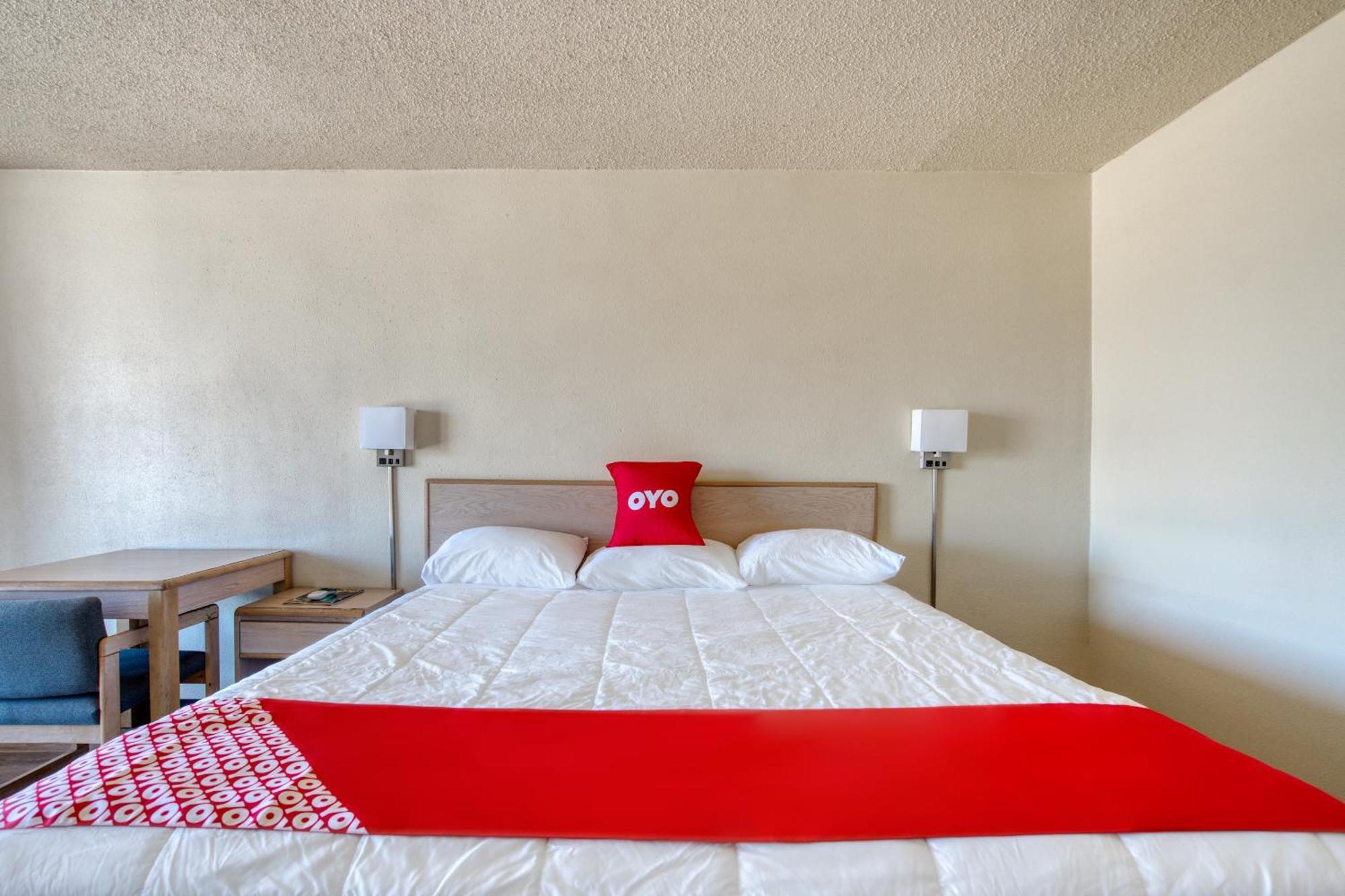 Oyo Hotel Waco University Area I-35 מראה חיצוני תמונה
