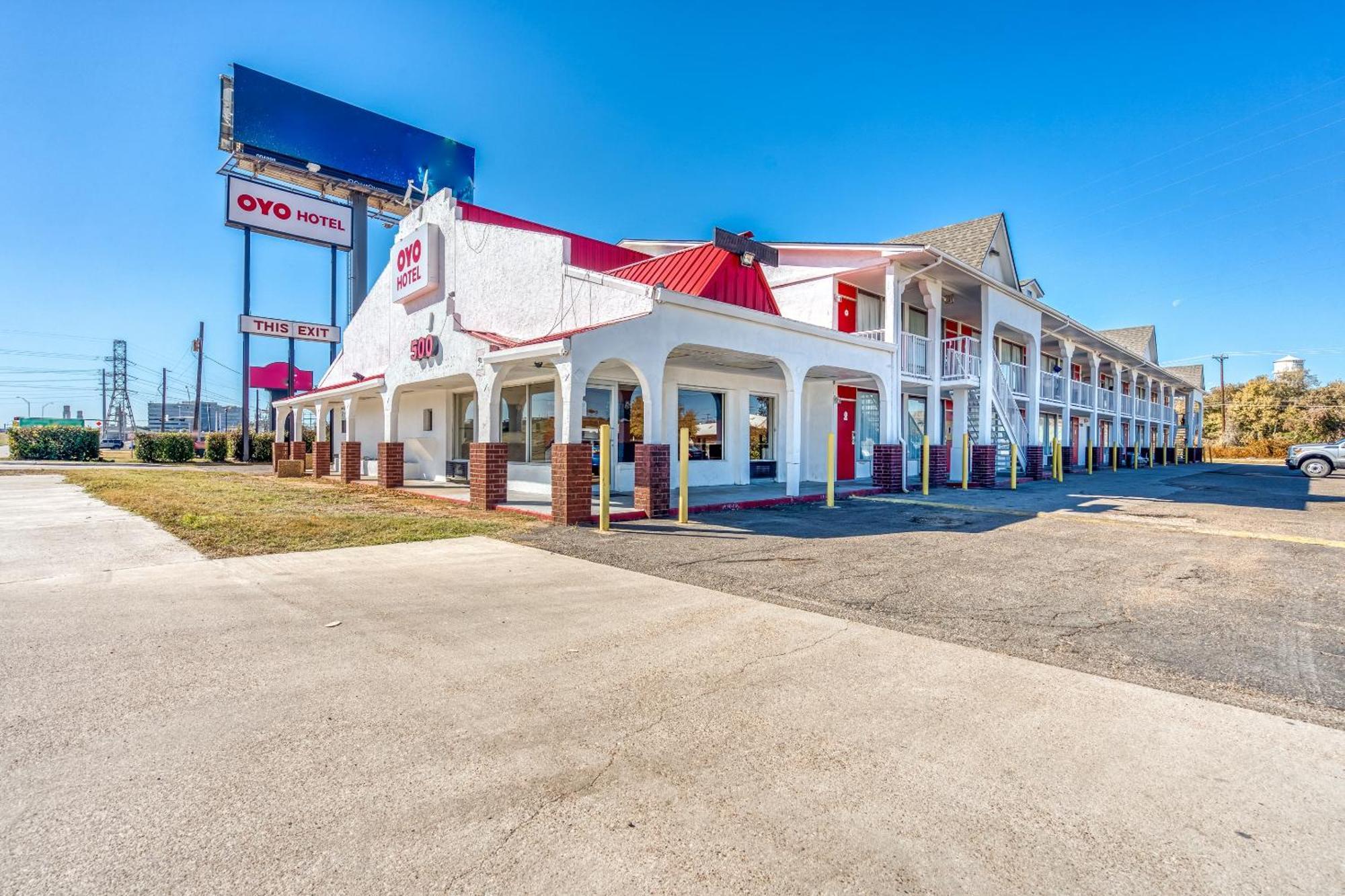 Oyo Hotel Waco University Area I-35 מראה חיצוני תמונה